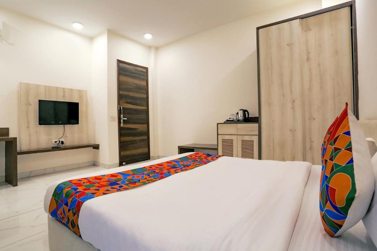 Fabhotel Ab Inn Huda City Center Gurgáon Exteriér fotografie