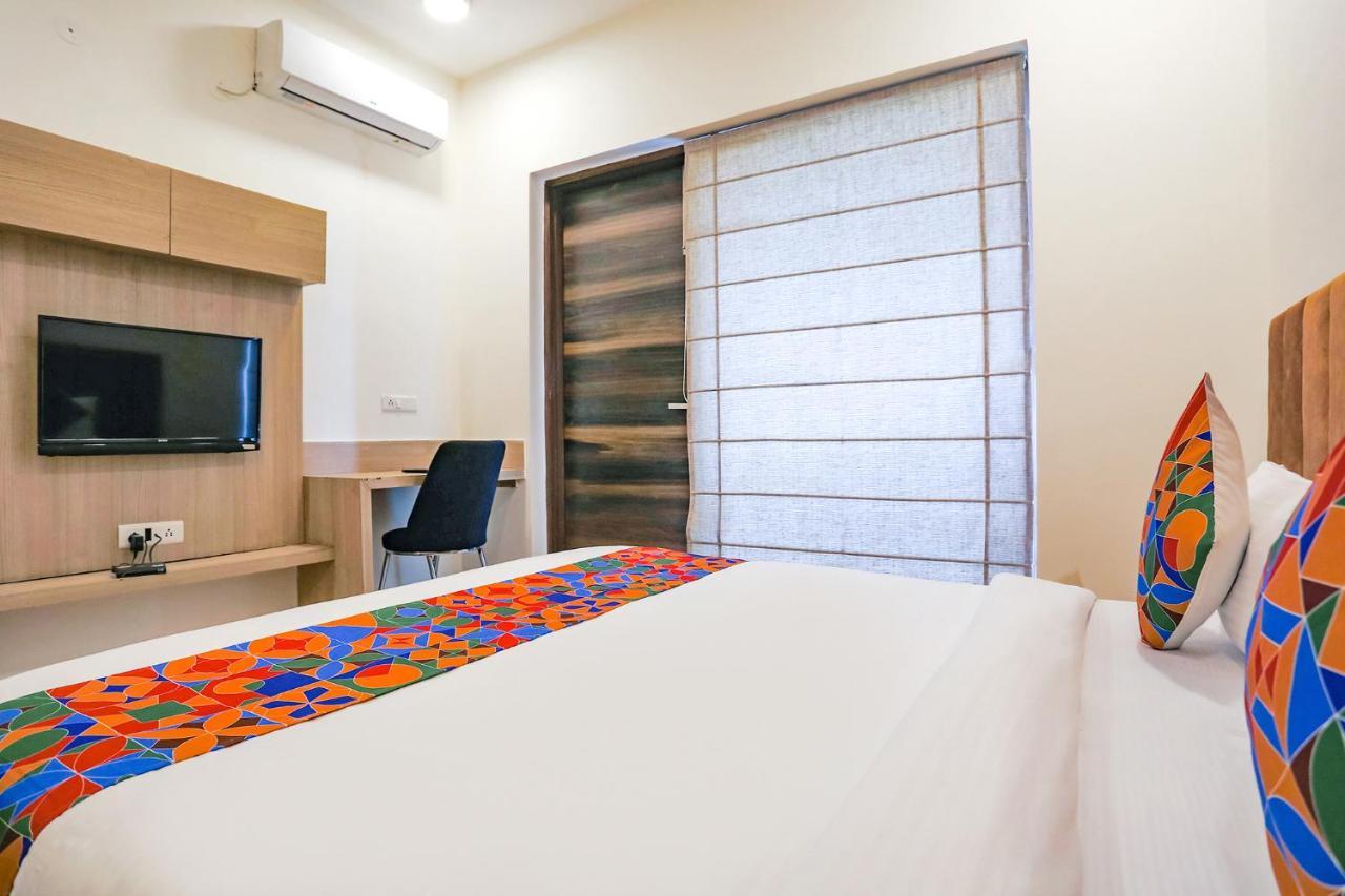 Fabhotel Ab Inn Huda City Center Gurgáon Exteriér fotografie