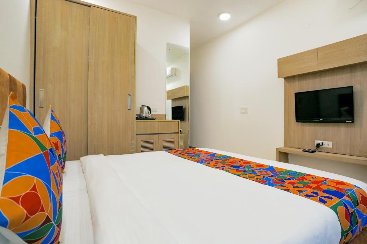 Fabhotel Ab Inn Huda City Center Gurgáon Exteriér fotografie