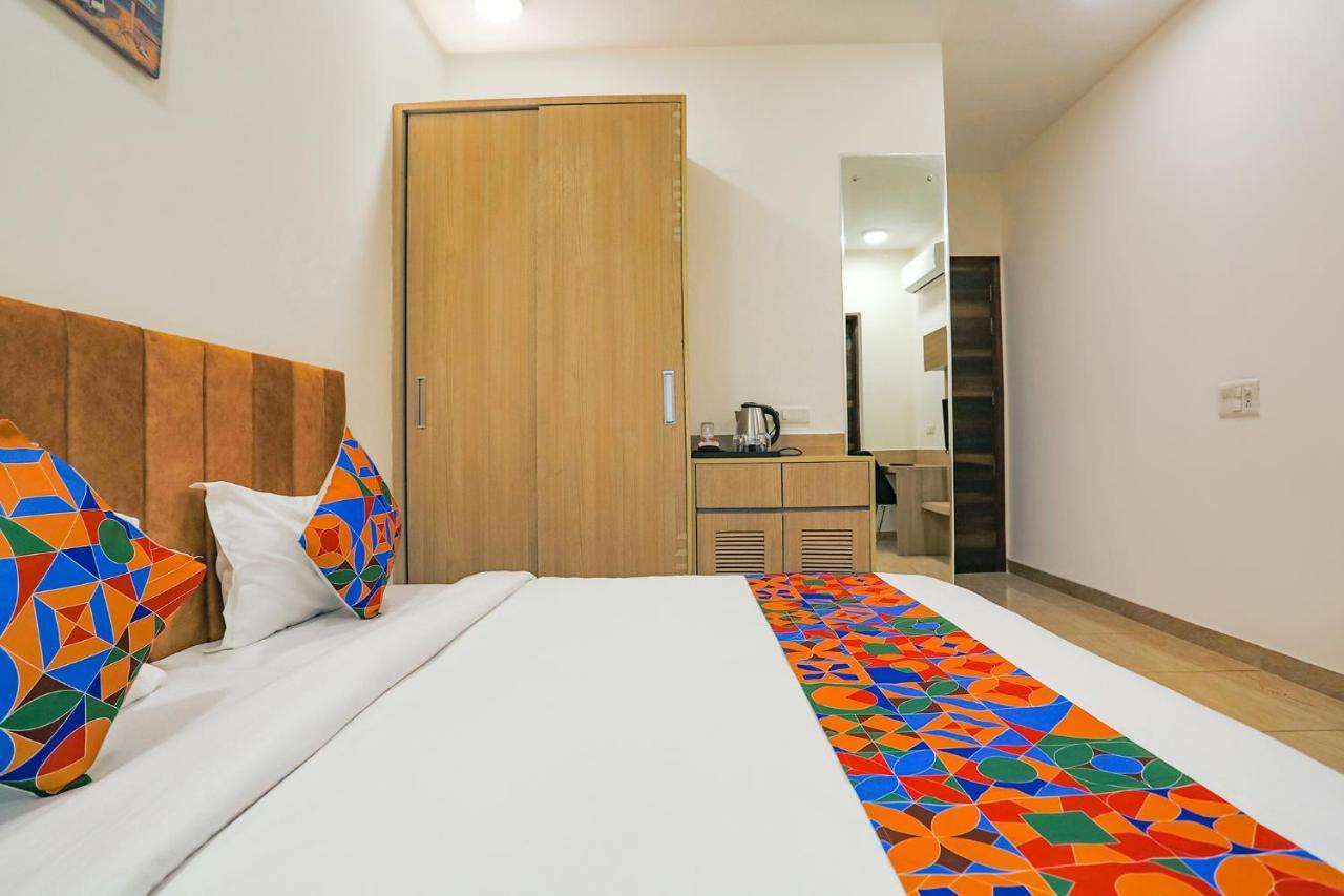 Fabhotel Ab Inn Huda City Center Gurgáon Exteriér fotografie